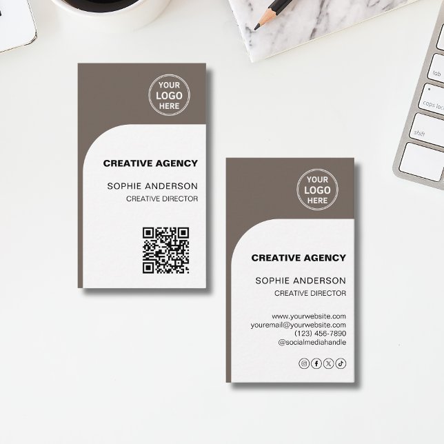 Tarjeta De Visita Agencia Creativa de Logo QR Moderno (Modern Logo Photo QR Creative Agency Business Card)