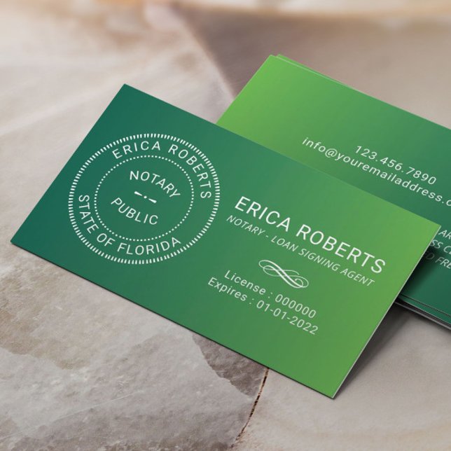 Tarjeta De Visita Agente de firma de préstamos notariales Green Ombr (Subido por el creador)