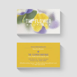 Tarjeta de visita amarilla florida con flores de v