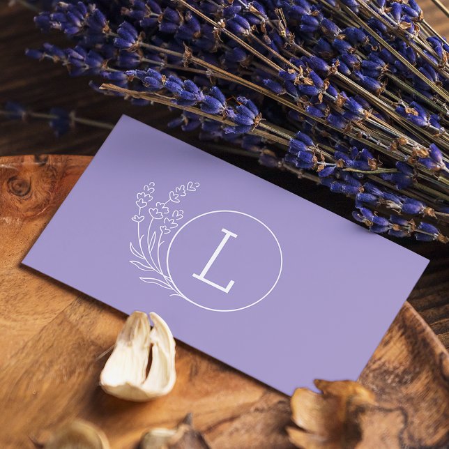 Tarjeta De Visita Artista de maquillaje en monograma de lavanda simp (Subido por el creador)
