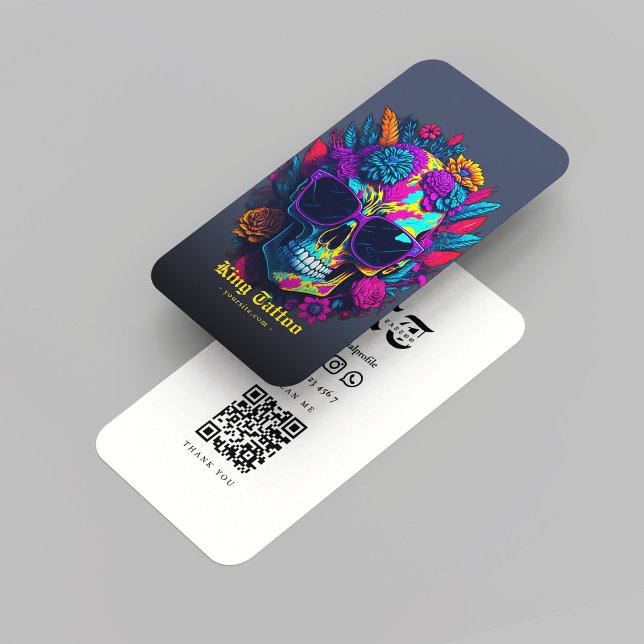 Tarjeta De Visita Artista de tatuajes modernos Monograma Cráneo Gris (Modern Tattoo Artist Monogram Skull Dark Blue Grey Business Card
)