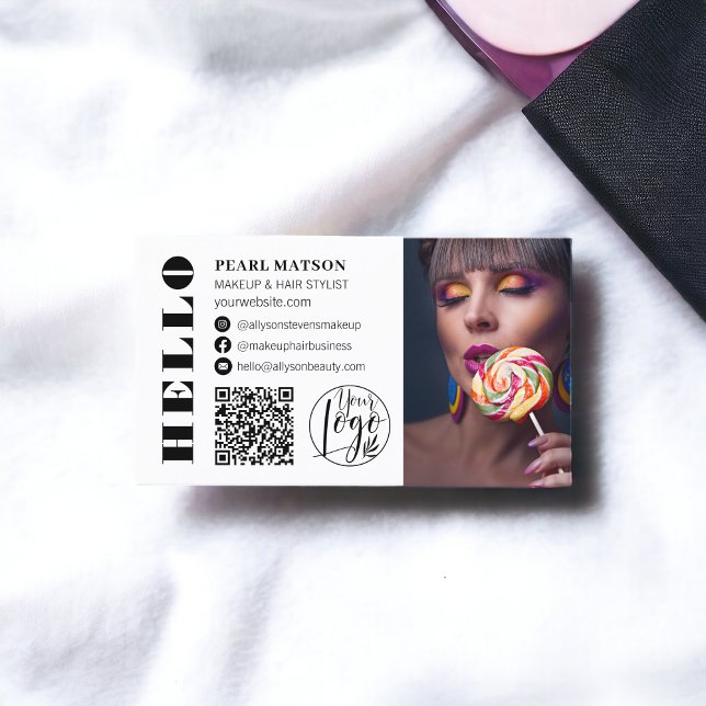 Tarjeta De Visita Audaz hola moda blanca Qr foto logo medios sociale (Bold hello white chic Qr photo logo social media Business Card)