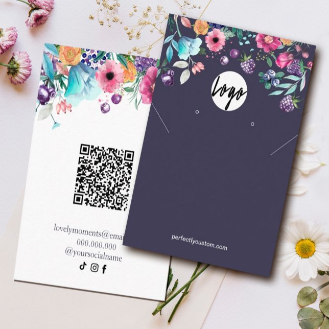 Tarjeta De Visita Berry Sweet Blueberry & Flowers Earres Display (Blueberry & Flowers Earring Display
#blueberry#springbloomflower#wildflowers #qrcode#navy #favorgift)