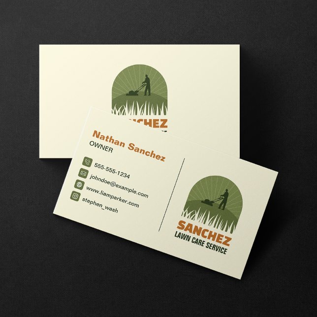 Tarjeta De Visita Biege Profesional Green Lawrence Gardening Mowing (Subido por el creador)