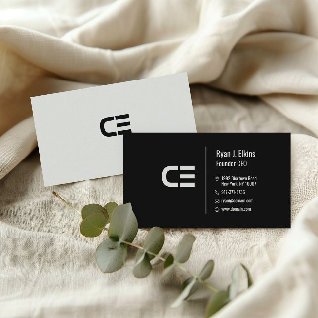 Tarjeta De Visita Black Startup moderna, CEO & Founder Business Card (Subido por el creador)