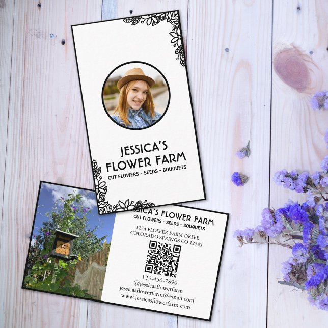 Tarjeta De Visita Black & White QR Code Professional 2 Photo Floral (Subido por el creador)