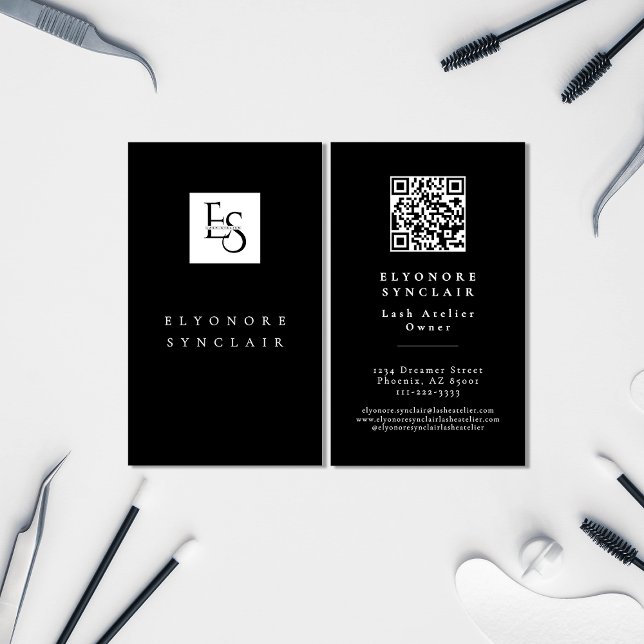 Tarjeta De Visita Black White Script Lashes Studio Logo QR Code (Subido por el creador)