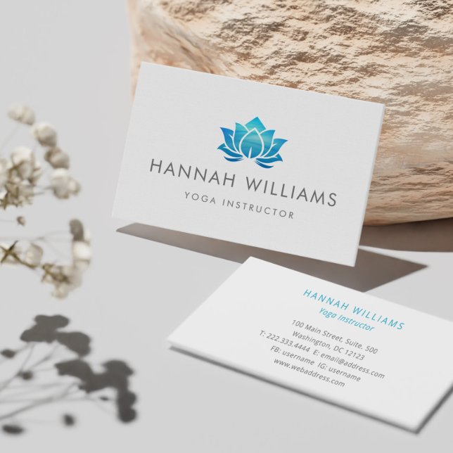 Tarjeta de visita Blue Lotus del instructor de yog (Subido por el creador)