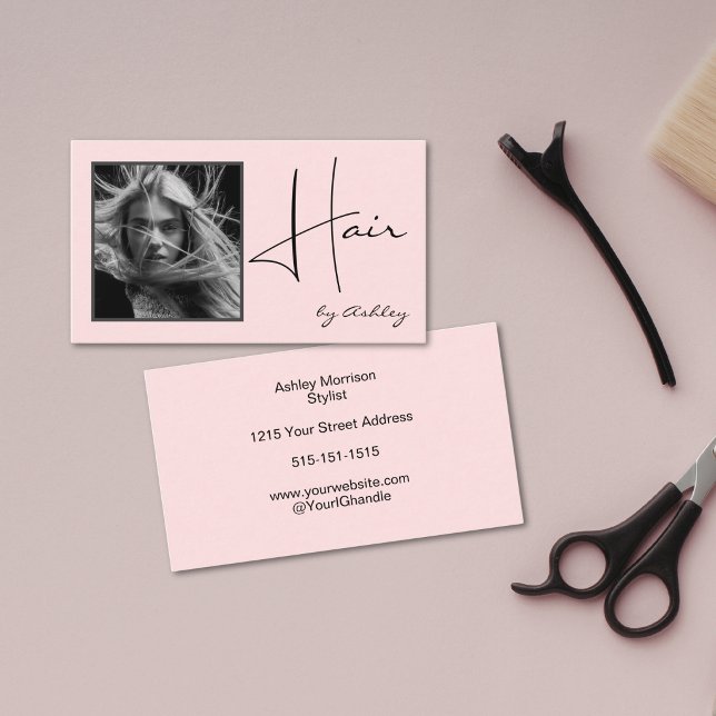 Tarjeta De Visita Blush Pink Photo Black Script Hair Stylist  (Subido por el creador)