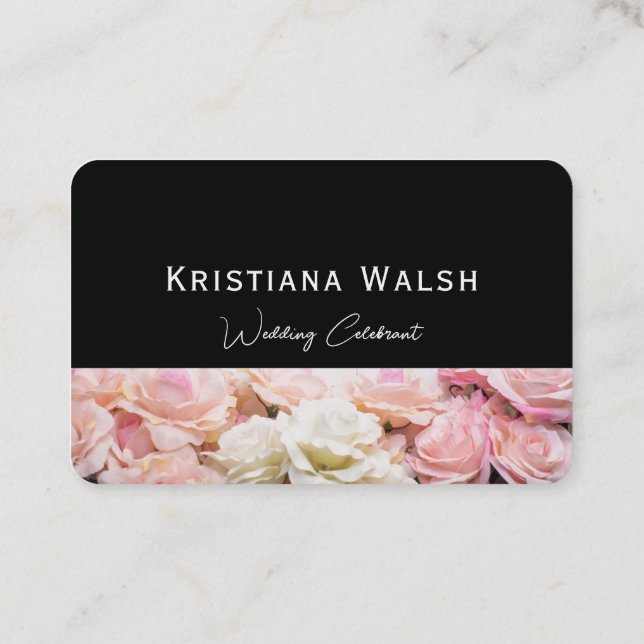 Tarjeta De Visita Boda Celebrant black con flores rosadas (Reverso)