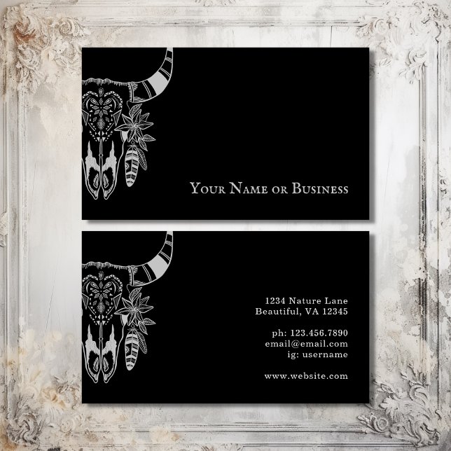 Tarjeta De Visita Boho Cow Skull Bohemias Blanco y Negro (Boho Cow Skull Black and White Bohemian Business Card)