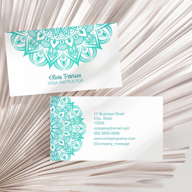 Tarjeta De Visita Boho Turquoise e instructor Verde azulado de yoga  (Boho Turquoise and Teal Yoga Instructor Mandala Business Card on a dry palm leaf.)