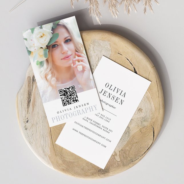 Tarjeta De Visita Borde elegante | Código QR del fotógrafo vertical (Subido por el creador)