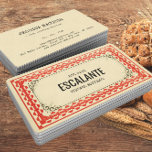 Tarjeta De Visita Borde retro vintage Beige marrón rojo texturado<br><div class="desc">Deje que sus cartas reflejen su carácter y su empresa eligiendo nuestra tarjeta de visita de estilo rústico retro. Tanto si es propietario de un negocio vintage de ropa, de artesanía, de una viticultora o simplemente si le gusta el aspecto efímero de la moda antigua de este diseño, definitivamente impresionará...</div>