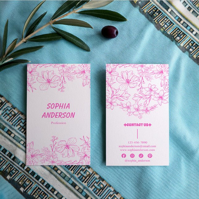 Tarjeta De Visita Botánica de moda con flor rosa de mano (Subido por el creador)
