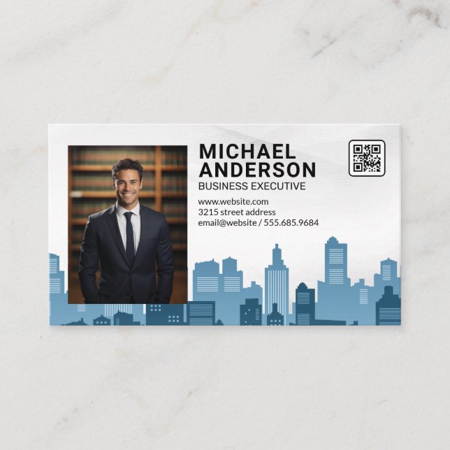 Tarjeta De Visita Business Man in Suit | City Skyline (Anverso)