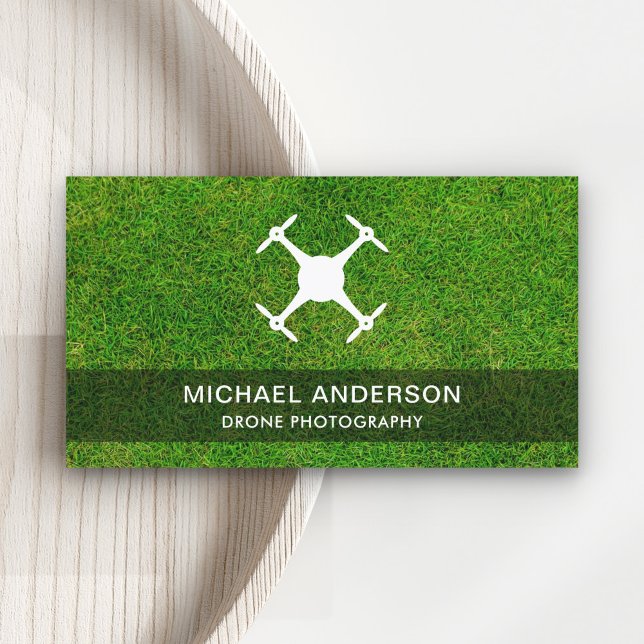 Tarjeta De Visita Césped Verde Fotografía Moderna con Dron (Subido por el creador)