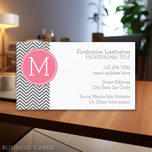 Tarjeta De Visita Chevrras grises y rosas con monograma Personalizad (Personalized Printed Business Cards)