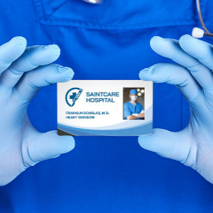 Tarjeta De Visita Cirujano en Scrubs   Logo de Escalpel Médica