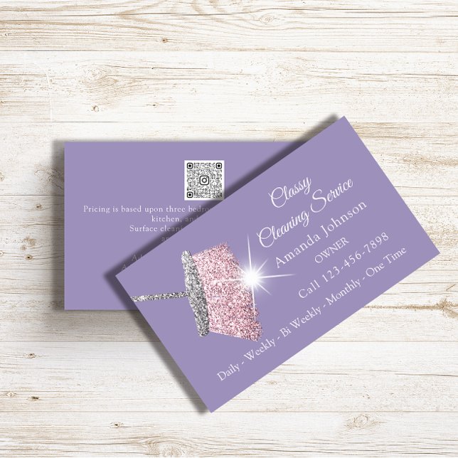 Tarjeta De Visita Clásico Servicio de Limpieza Maid Purple Silver QR (Classy Cleaning Service Maid Purple Silver QRCODE Business Card)