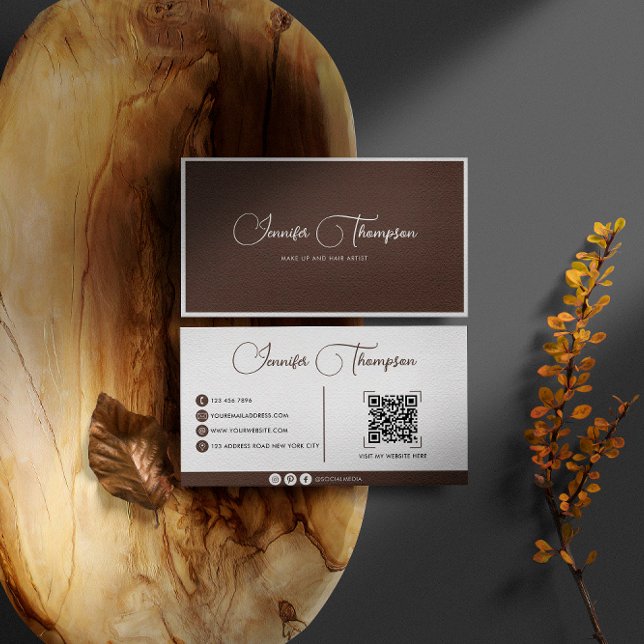 Tarjeta De Visita Código QR de escritura Brown de chocolate profesio (Subido por el creador)