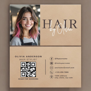Tarjeta De Visita Código QR de foto de estilista de cabello en beige