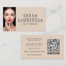 Código QR de Foto de Salón de Uñas Beige Moderno