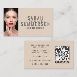 Tarjeta De Visita Código QR de Foto de Salón de Uñas Beige Moderno