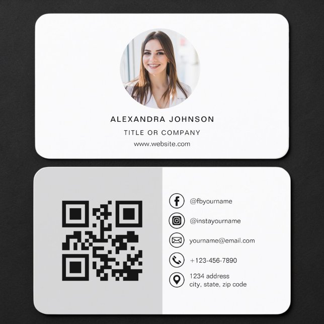Tarjeta De Visita Código QR de foto gris (Subido por el creador)