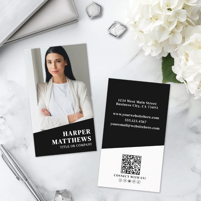 Tarjeta De Visita Código QR de Foto Negra Vertical (Black Photo QR Code Vertical Business Card )