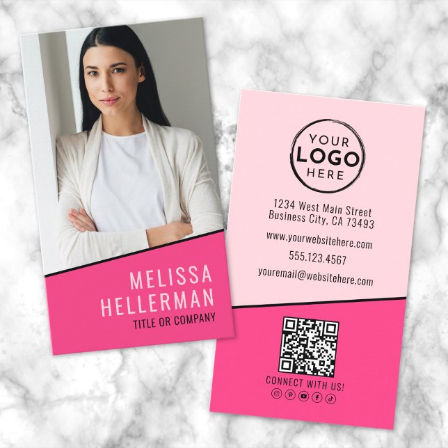 Tarjeta De Visita Código QR de foto rosa intenso Logo vertical (Hot Pink Photo QR Code Vertical Logo Business Card)