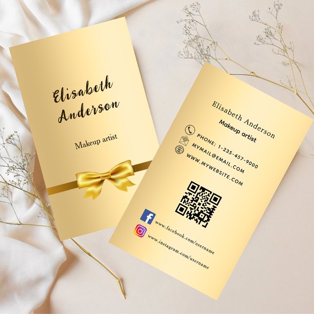 Tarjeta De Visita Código Qr de la reverencia dorada en medios social (Subido por el creador)