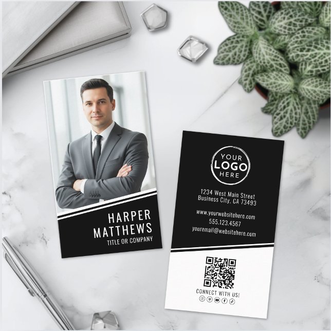 Tarjeta De Visita Código QR de Logo Vertical de Foto Negro (Black Photo QR Code Logo Vertical Business Card )