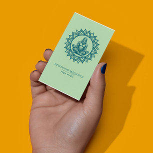 Tarjeta De Visita Código QR del Estudio de Yoga Meditando Sasquatch