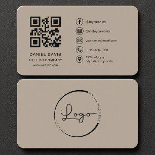 Tarjeta De Visita Código QR del logotipo de Mocha Brown Professional