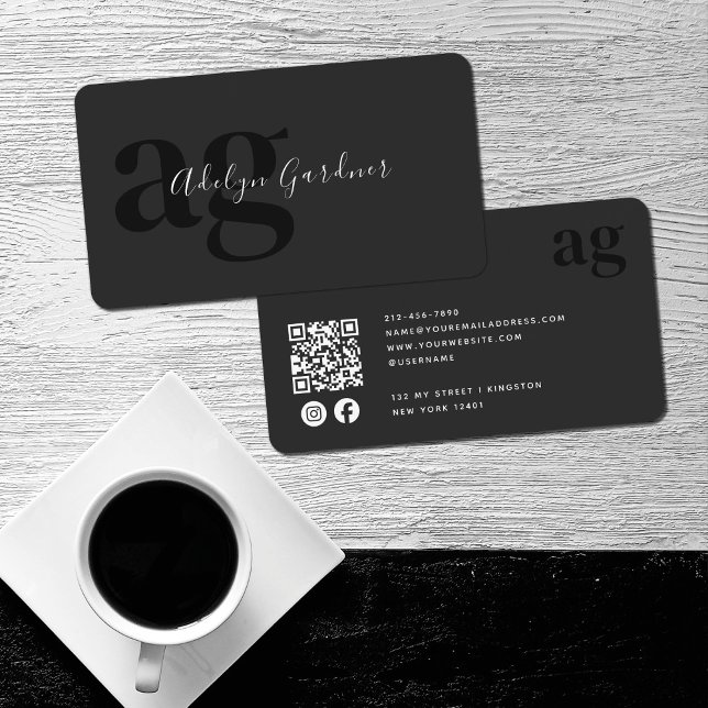 Tarjeta De Visita Código QR Monograma blanco negro Script Social Med (Subido por el creador)