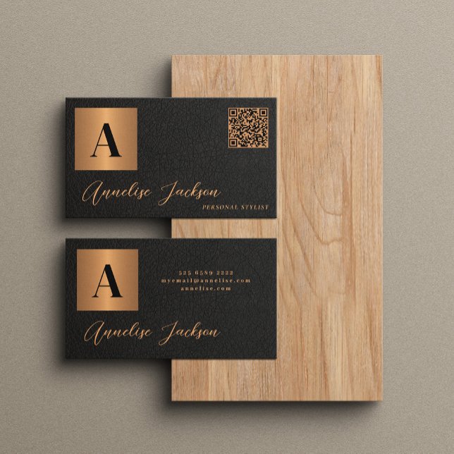 Tarjeta De Visita Código QR monograma oro negro elegante (Subido por el creador)