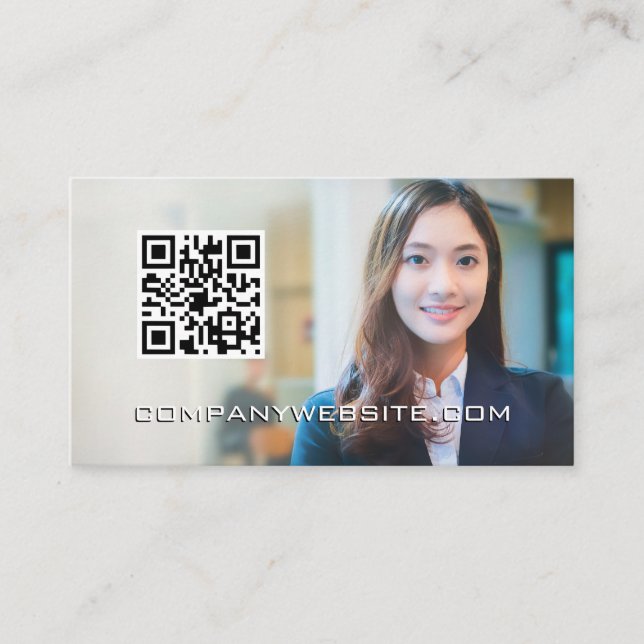 Tarjeta De Visita Código QR | Mujer empresaria (Anverso)