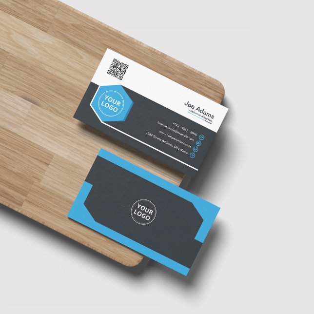 Tarjeta De Visita Código QR profesional azul escaneado (Subido por el creador)