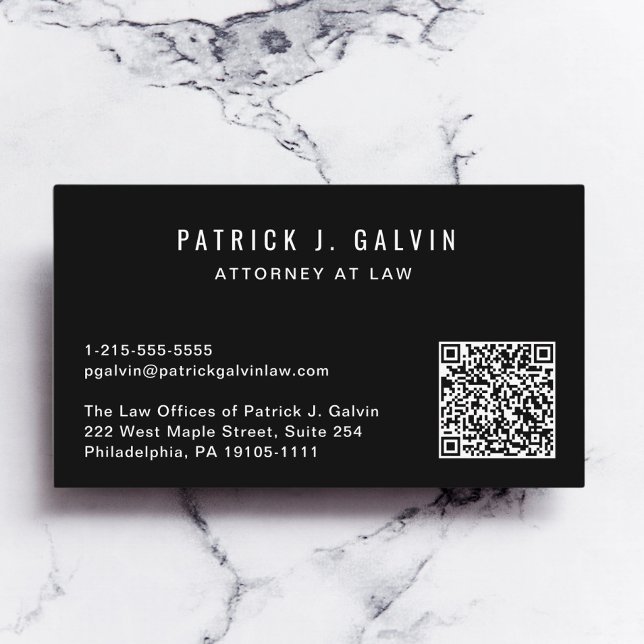 Tarjeta De Visita Código QR profesional negro (Capture attention, make connections, and leave a lasting impression with our modern QR business card)