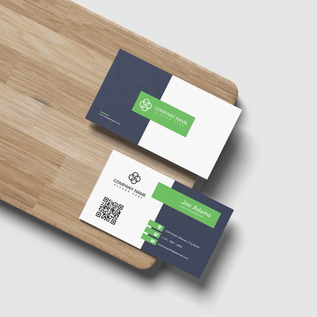 Tarjeta De Visita Código QR profesional simple verde moderno escanea (Subido por el creador)