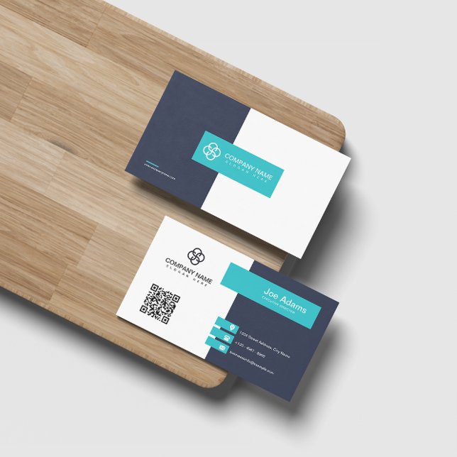 Tarjeta De Visita Código QR profesional simple y moderno escaneado (Subido por el creador)
