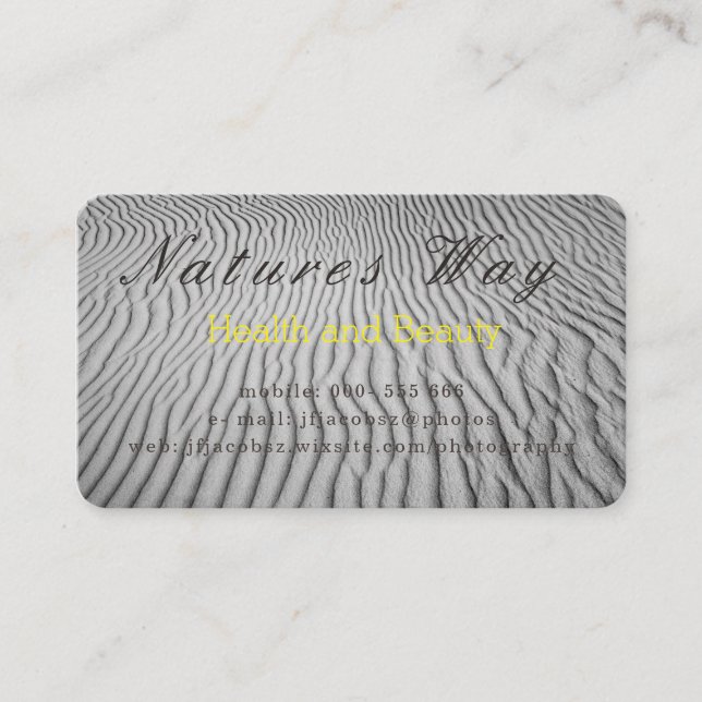 Tarjeta de visita con fondo de arena texturizado (Anverso)