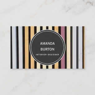 Tarjeta de visita con textura de madera.