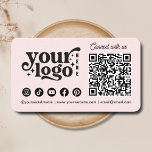 Tarjeta De Visita Conectarse con nosotros Social Media QR Code Pink<br><div class="desc">¿Buscando una manera de hacer que sus clientes se involucren con sus sociedades y su sitio web? Consulta esta tarjeta de presentación básica Connect with us Social Media QR Code Pink. Puede añadir fácilmente un QR personalizado con un enlace a su sitio web. Sólo tiene que rellenar la URL de...</div>