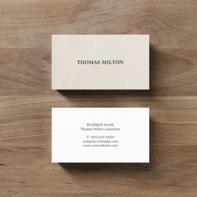 Tarjeta De Visita Consultor de cartón beige simple y elegante (Subido por el creador)