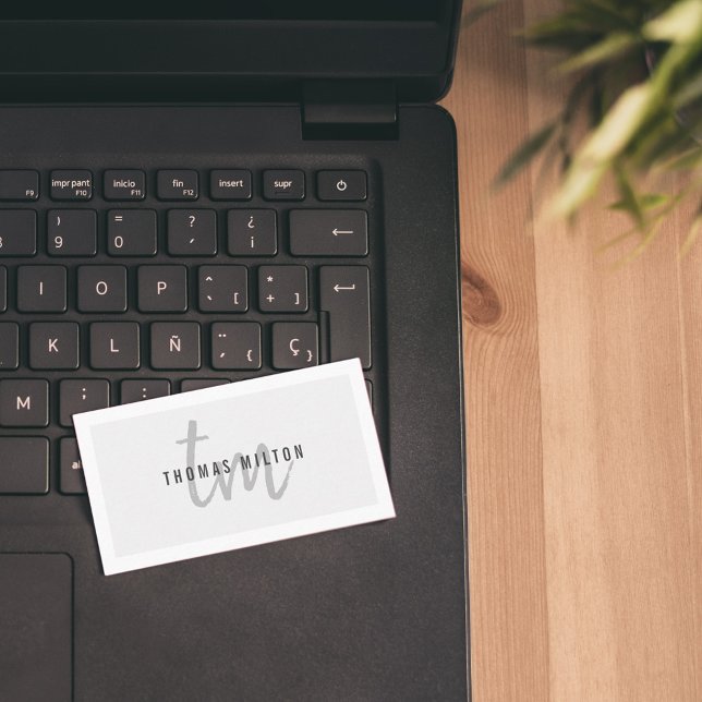 Tarjeta De Visita Consultor de Monograma Gris Blanco Moderno (Subido por el creador)