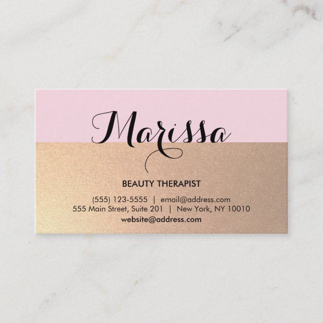 Tarjeta De Visita Consultor moderno de oro y belleza rosada (Anverso)