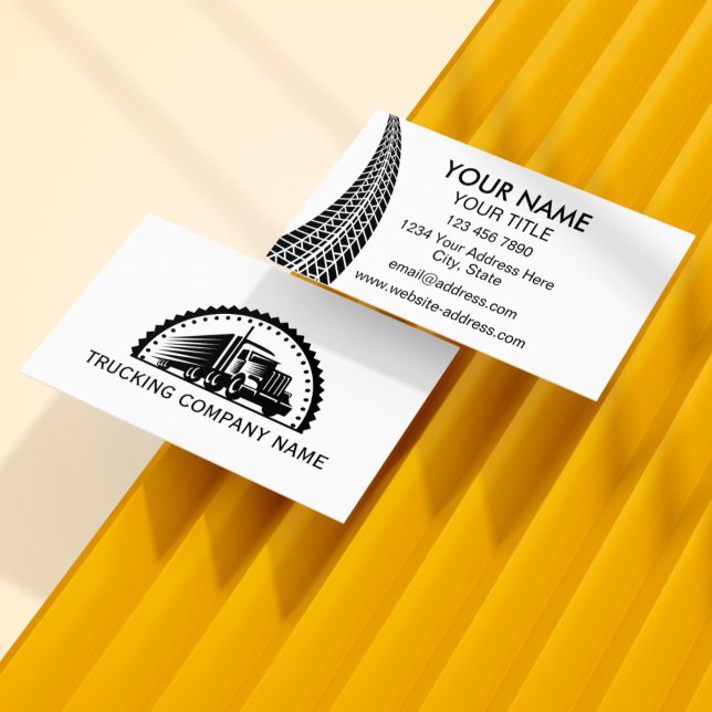 Tarjeta De Visita Controlador de camión profesional Logotipo sencill (Subido por el creador)