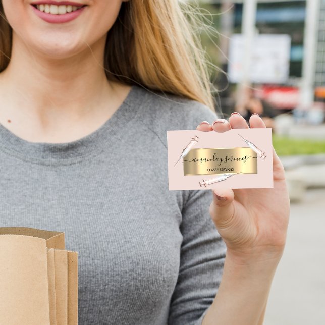 Tarjeta De Visita Cosmetólogo de belleza Syringe Botox B12 Rosa QRCo (Subido por el creador)